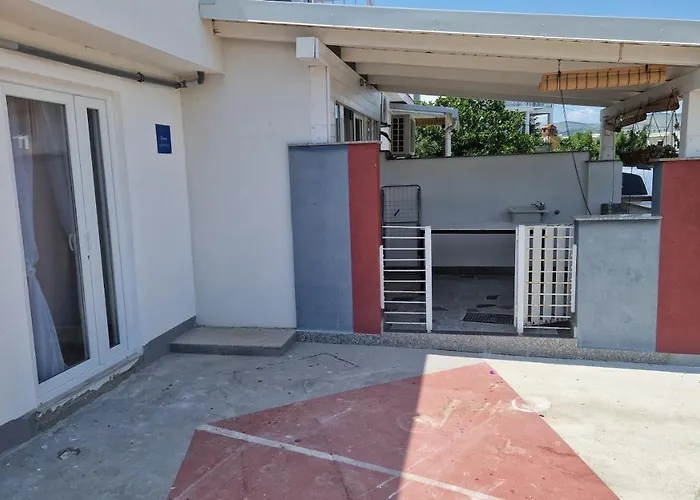 Διαμέρισμα Svitogor2 *